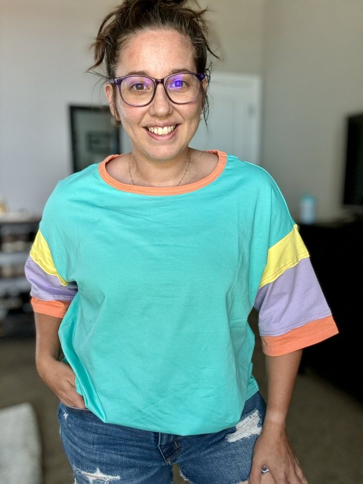 COLOR BLOCK TEE