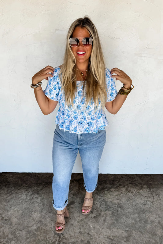 BLUE ESSIE FLORAL SMOCKED TOP