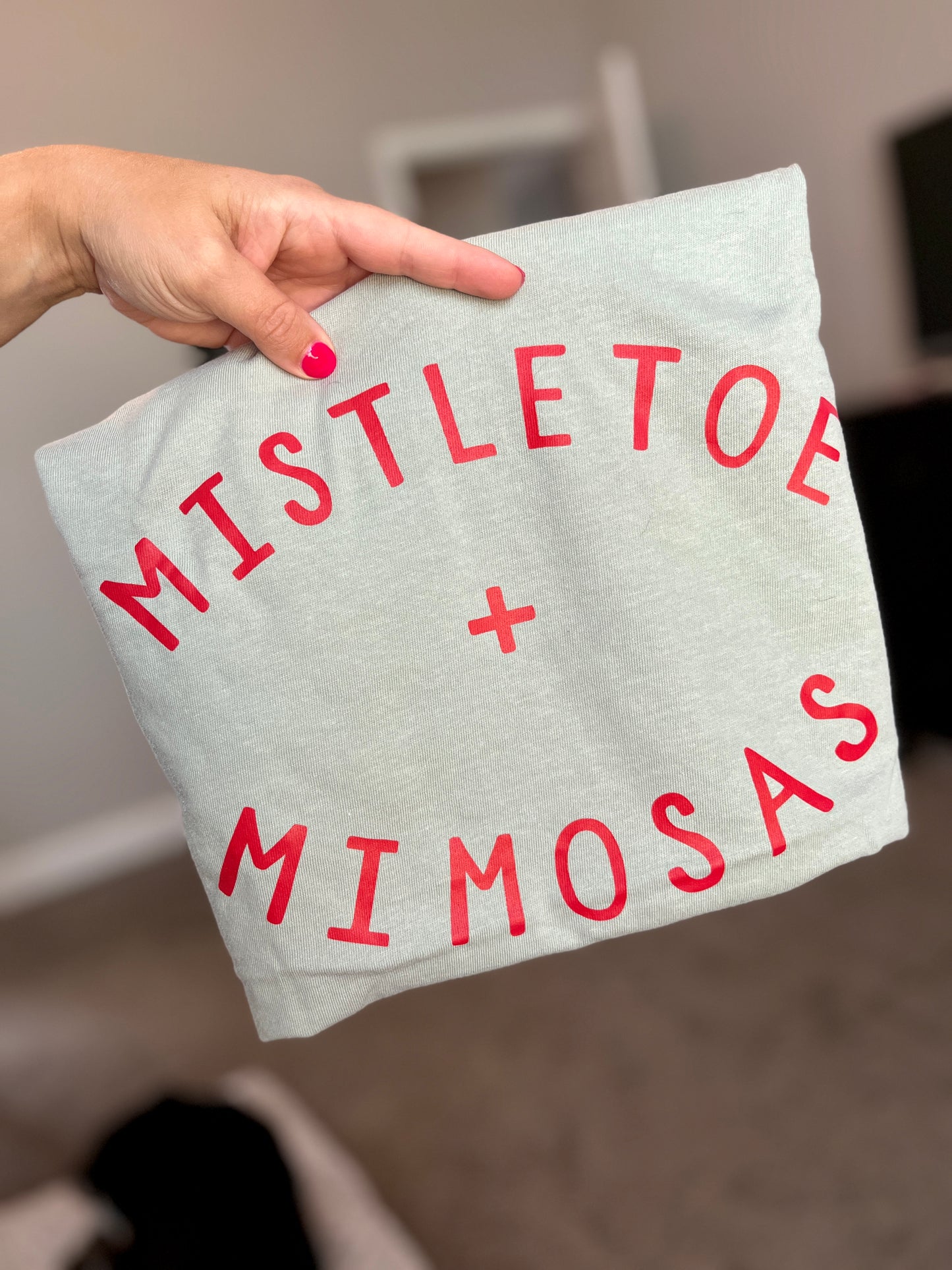 Mistletoe + Mimosas (RTS)